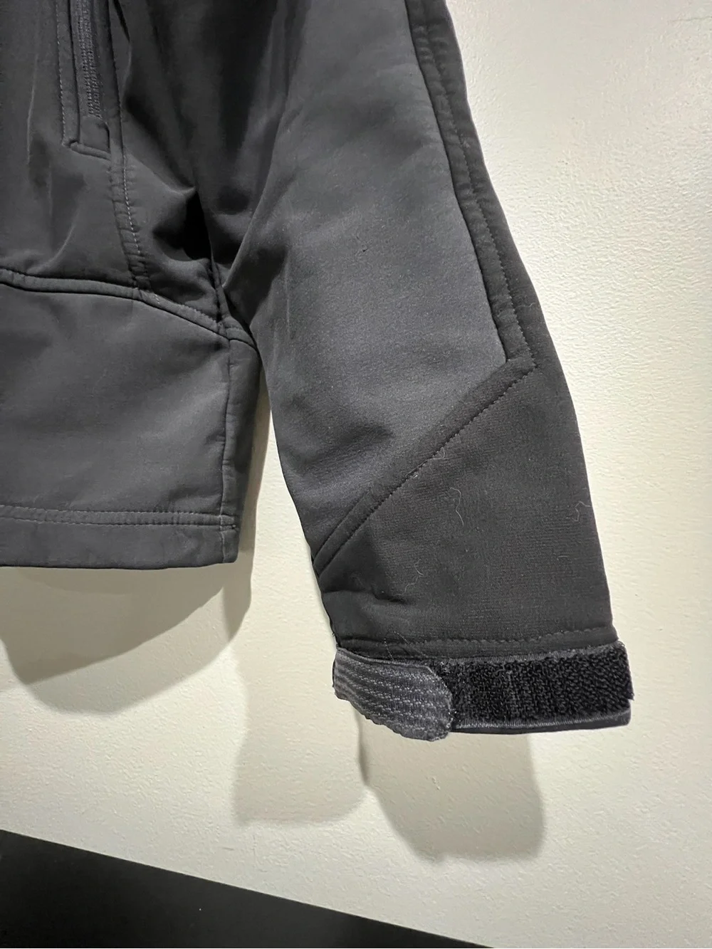 The North Face Men’s Black & Charcoal Performance Jacket